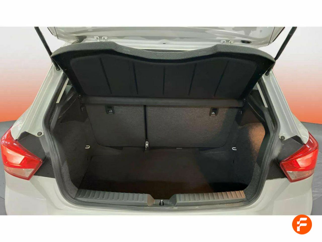 Foto Seat Ibiza 10