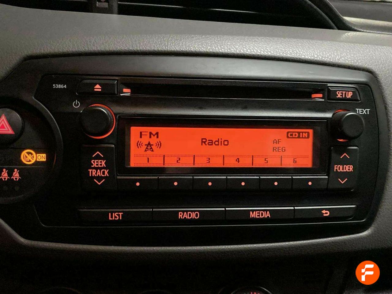 Foto Toyota Yaris 19