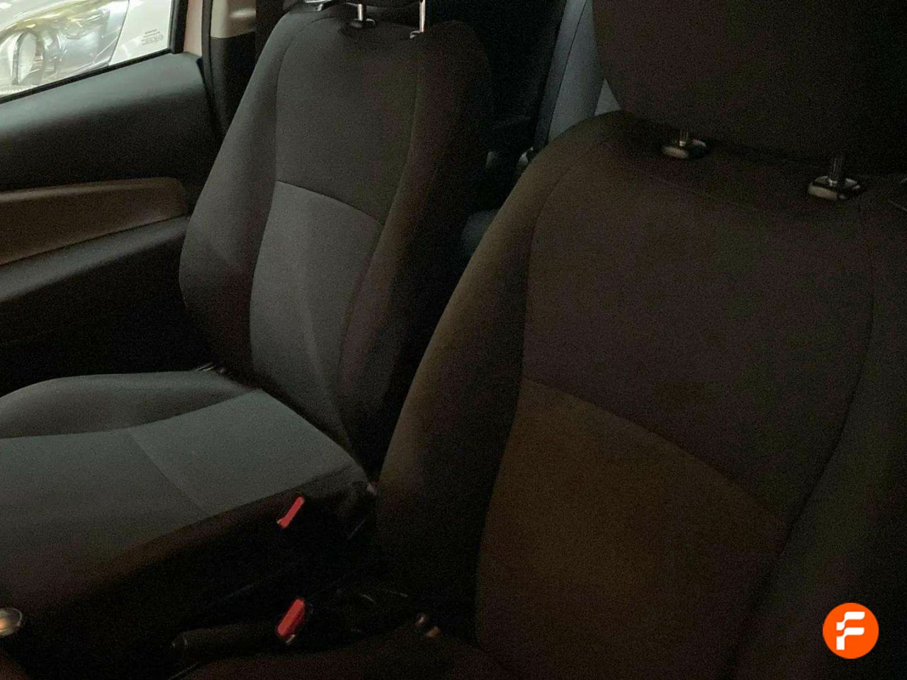 Foto Toyota Yaris 24