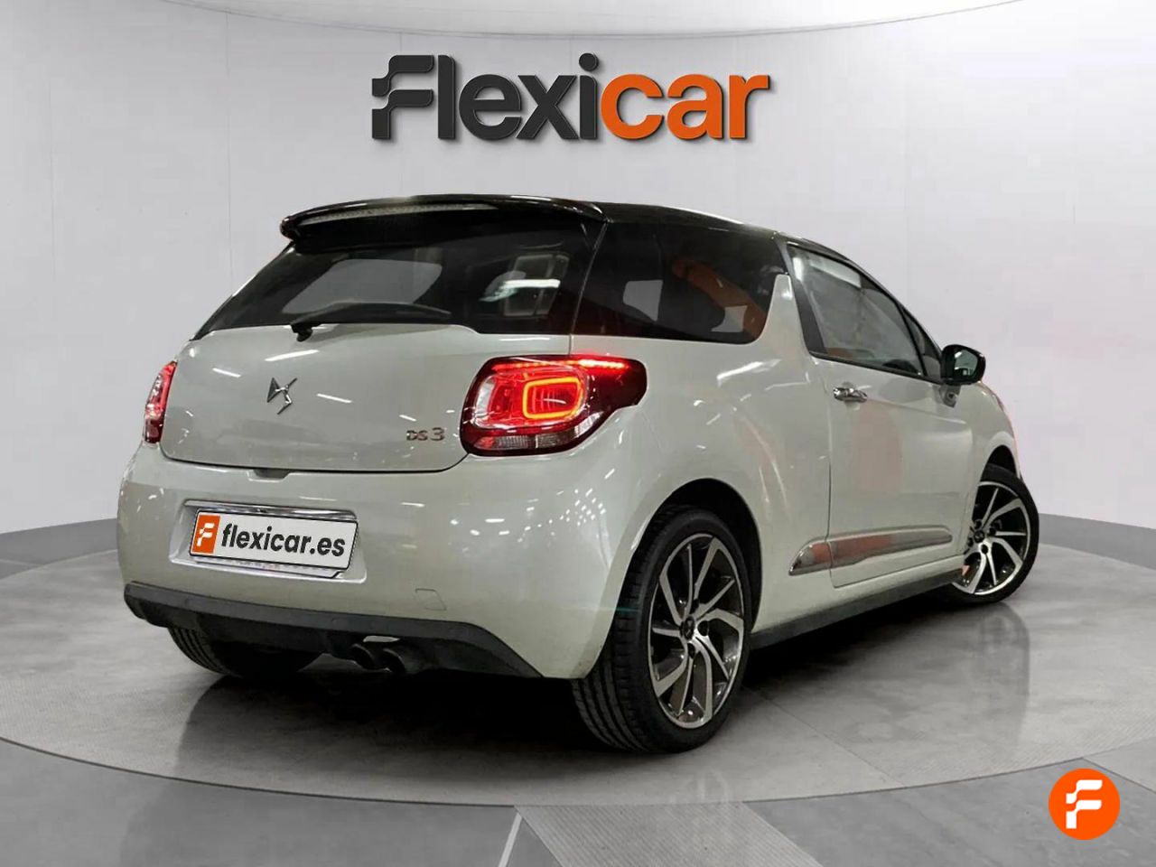 Foto DS Automobiles DS 3 8