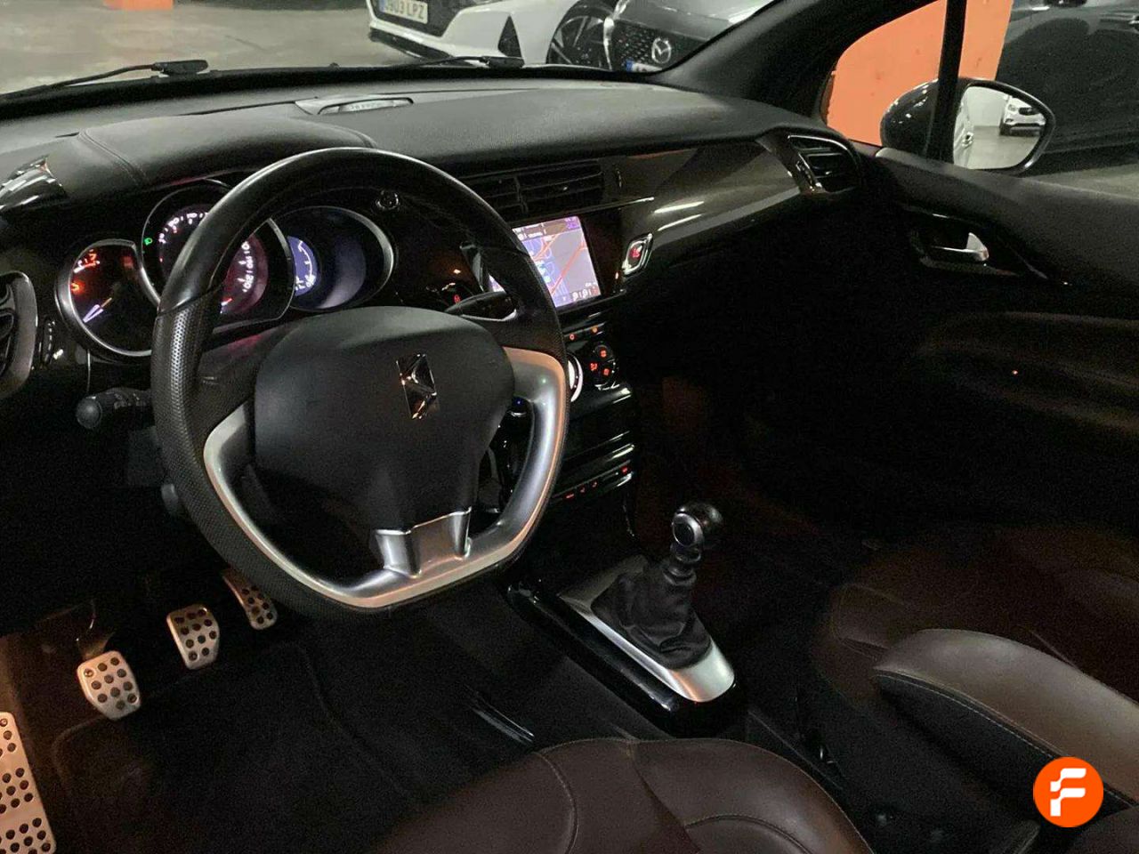 Foto DS Automobiles DS 3 11