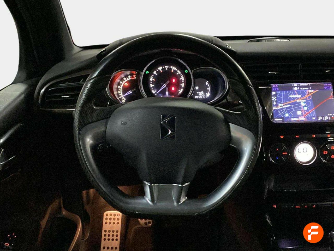 Foto DS Automobiles DS 3 14