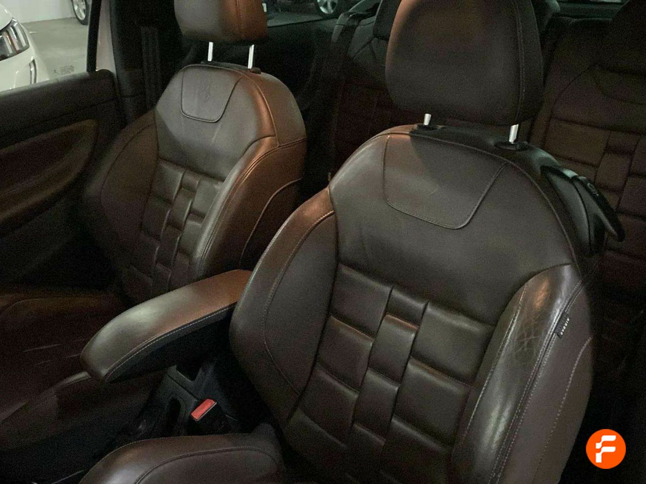 Foto DS Automobiles DS 3 25
