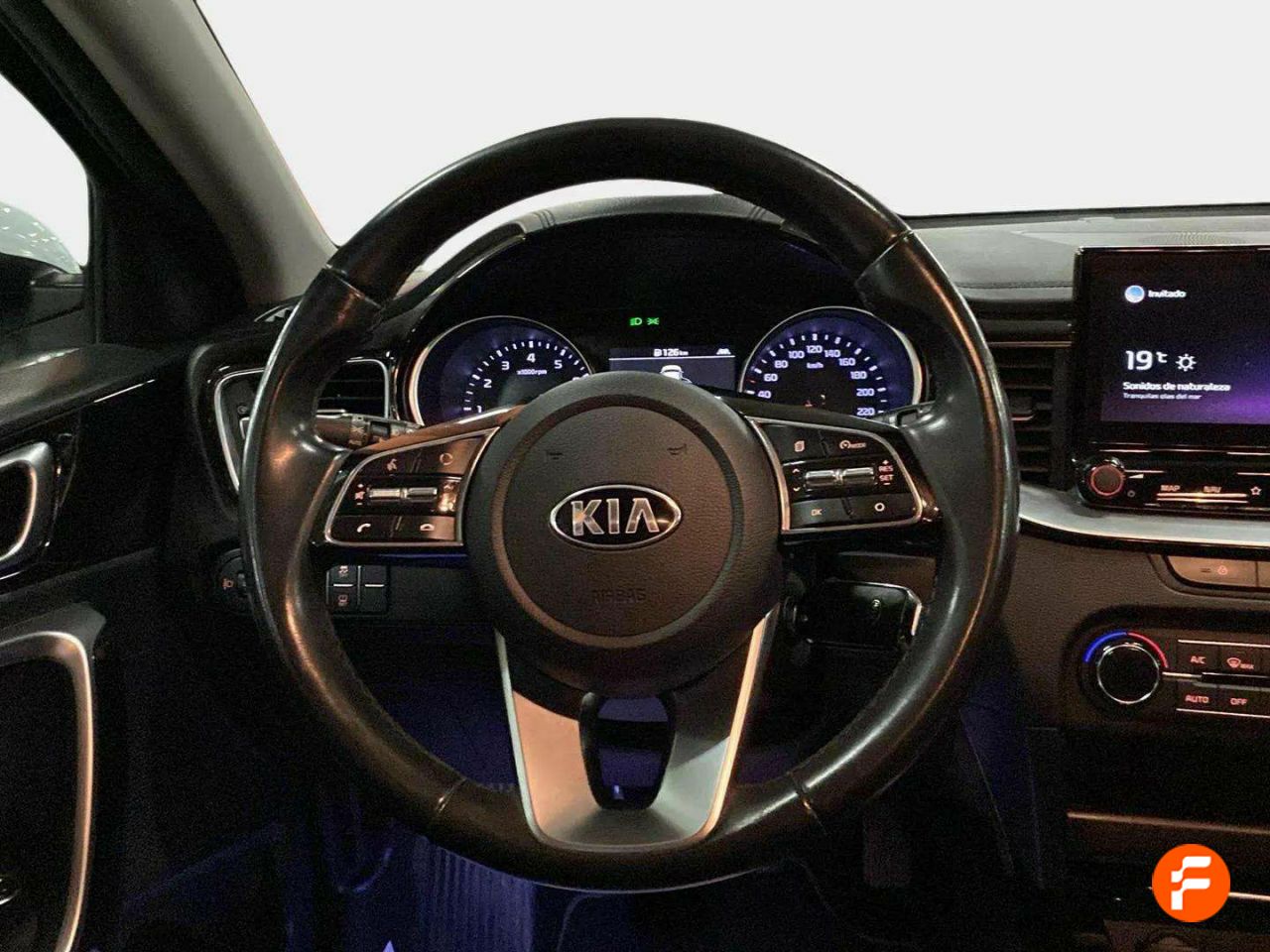 Foto Kia XCeed 14
