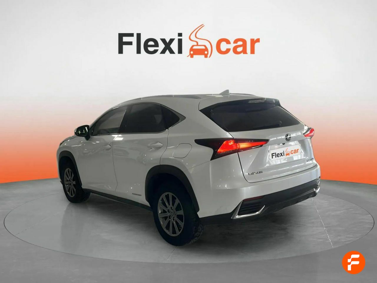 Foto Lexus NX 7