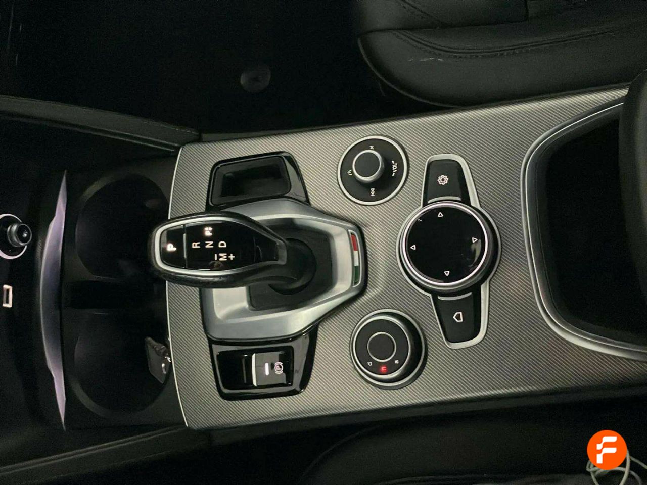 Foto Alfa Romeo Stelvio 19