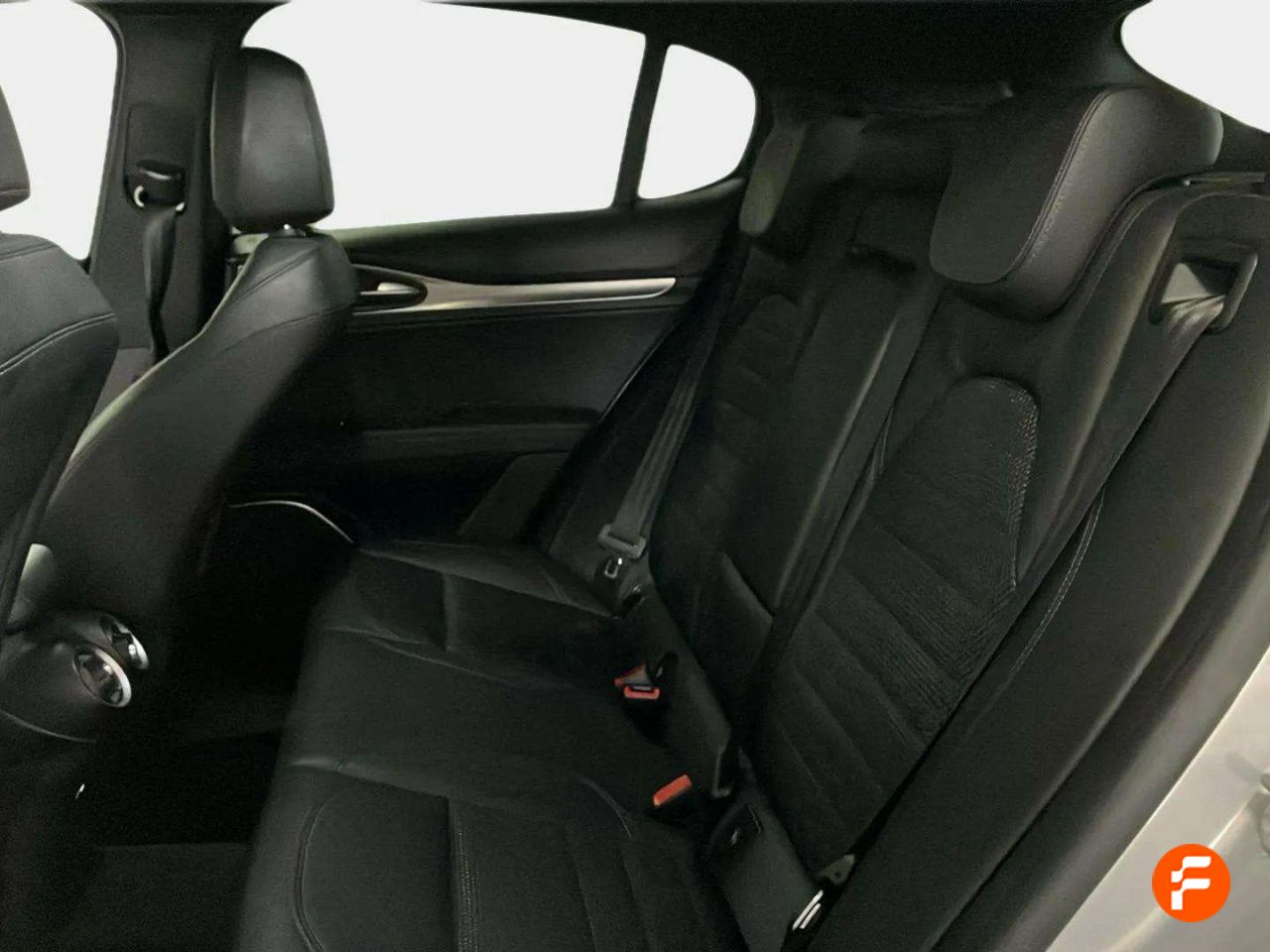 Foto Alfa Romeo Stelvio 23