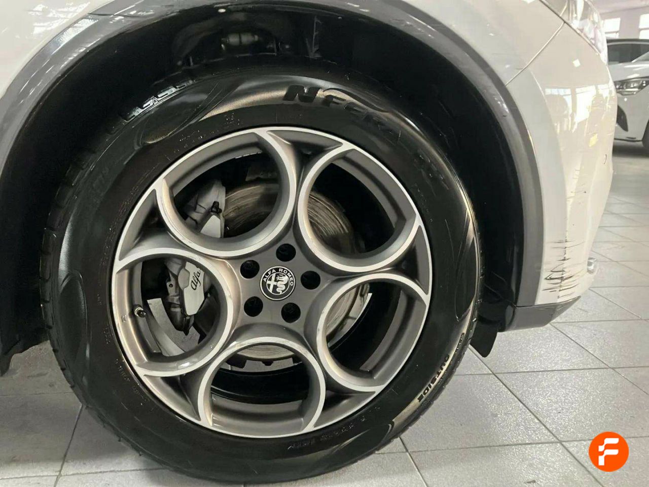 Foto Alfa Romeo Stelvio 8