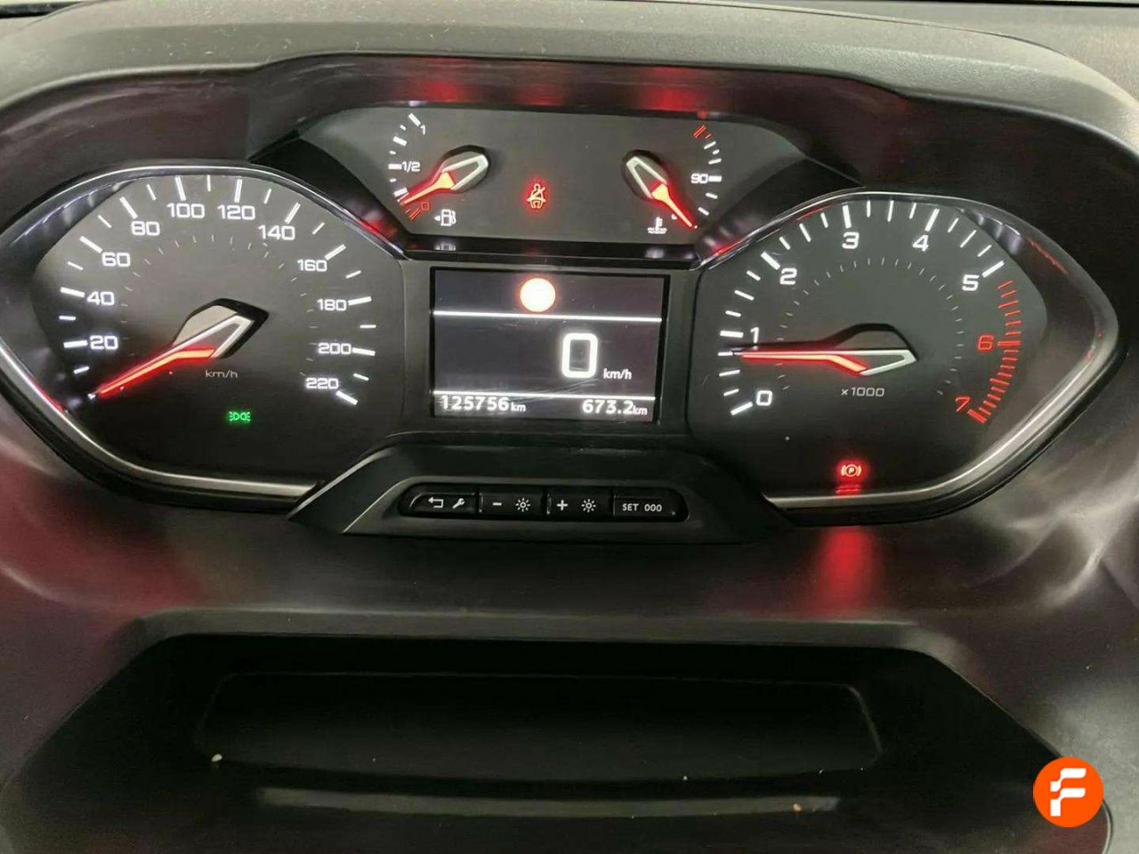 Foto Peugeot Rifter 13