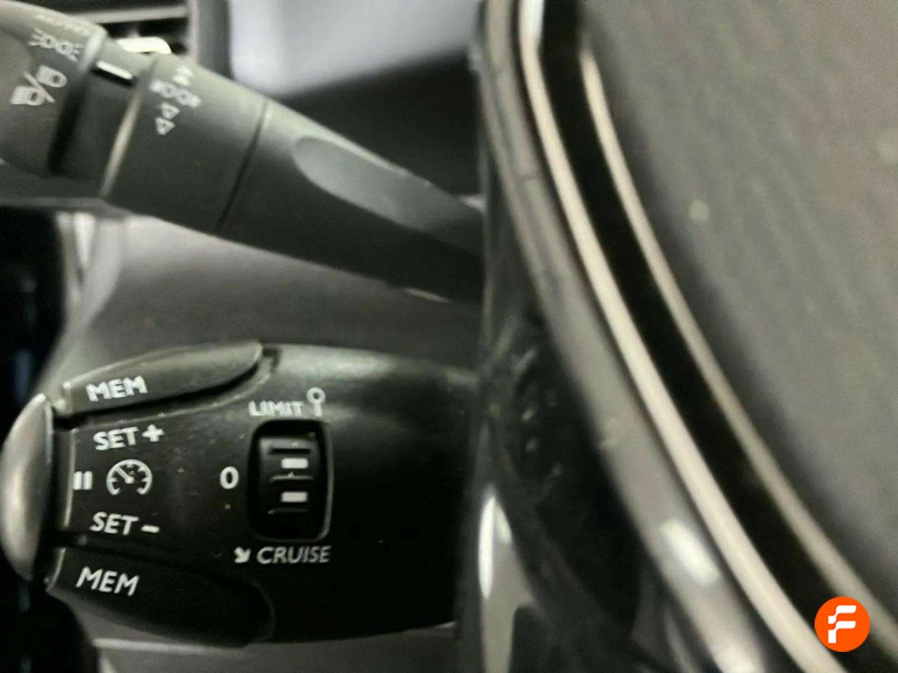 Foto Peugeot Rifter 14