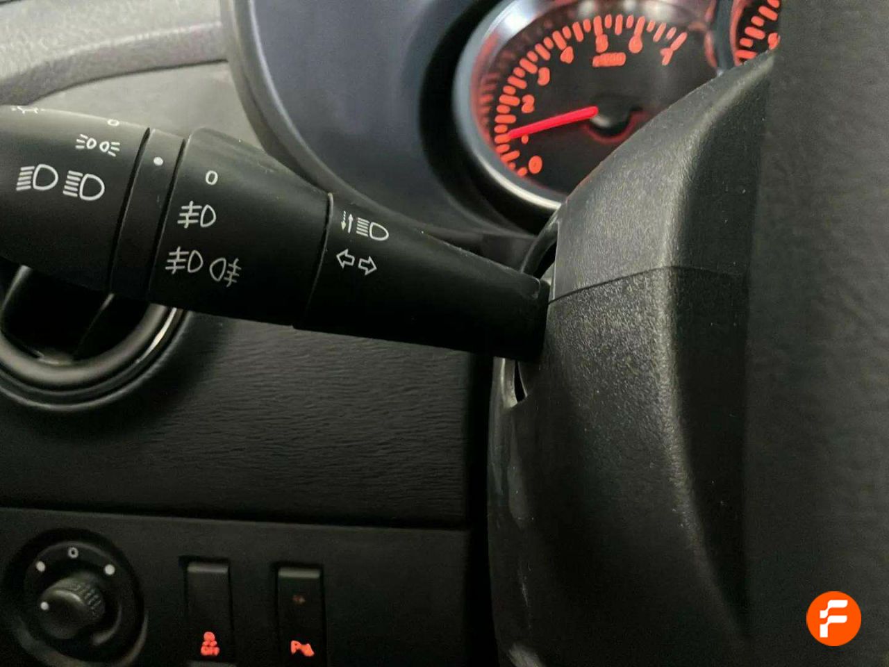 Foto Dacia Lodgy 14