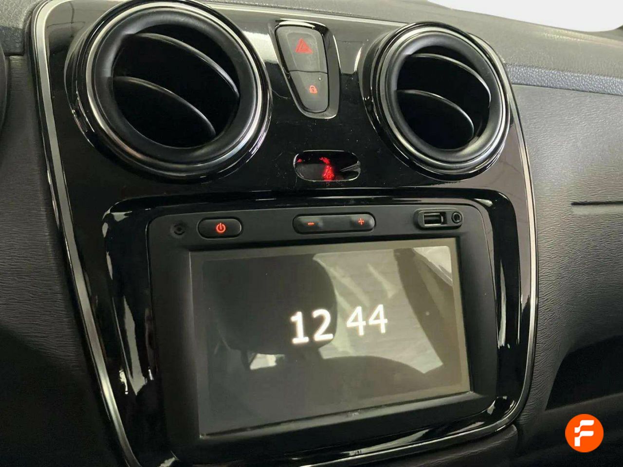 Foto Dacia Lodgy 16