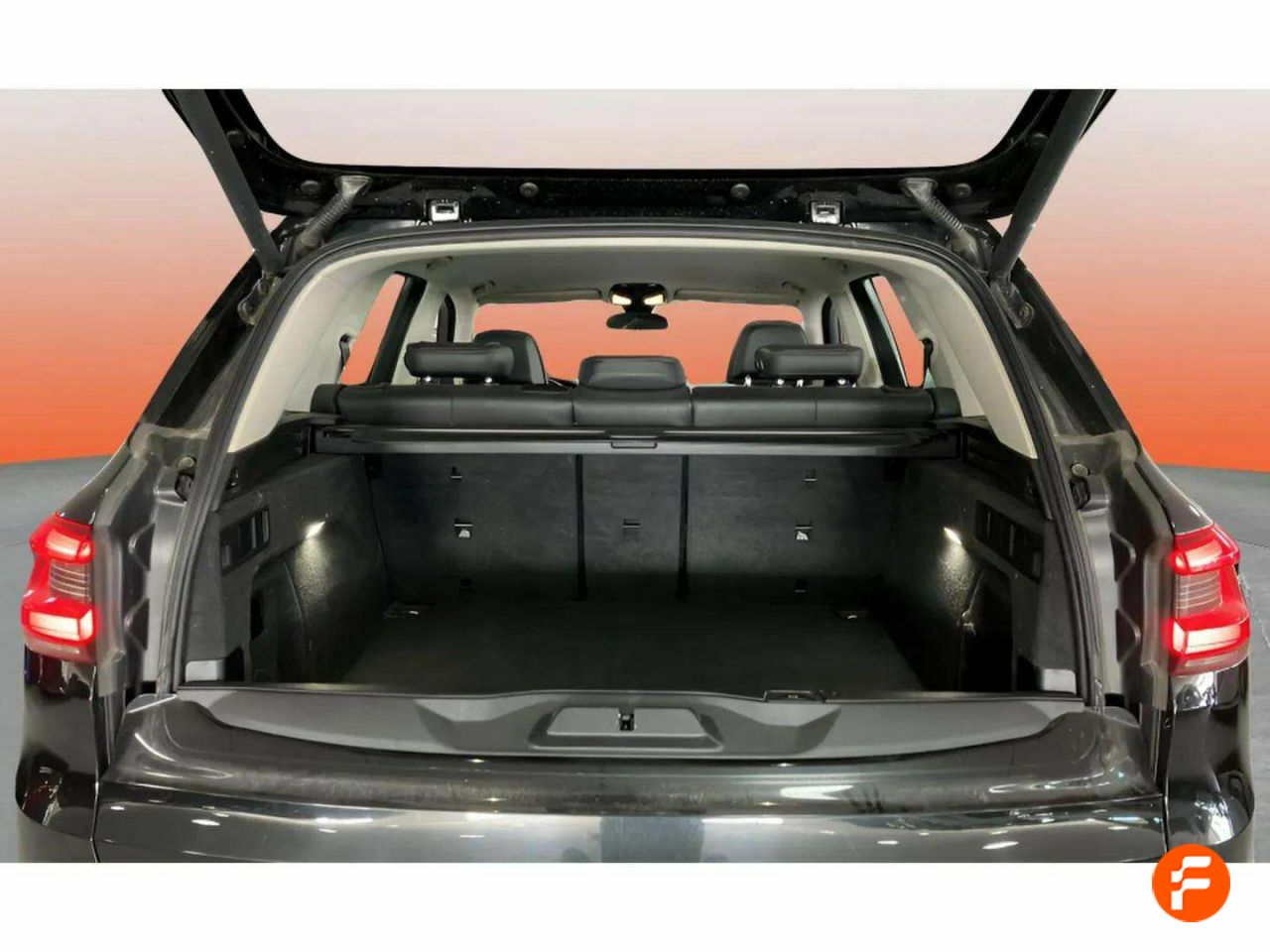 Foto BMW X5 8