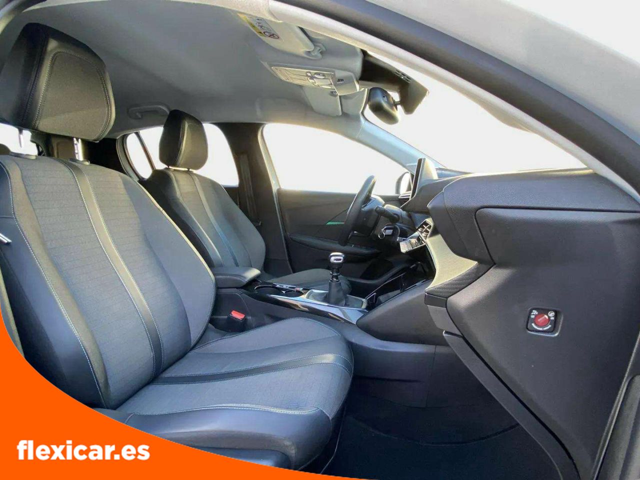 Foto Peugeot 208 16