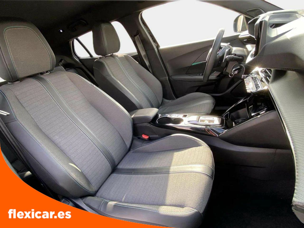 Foto Peugeot 2008 13