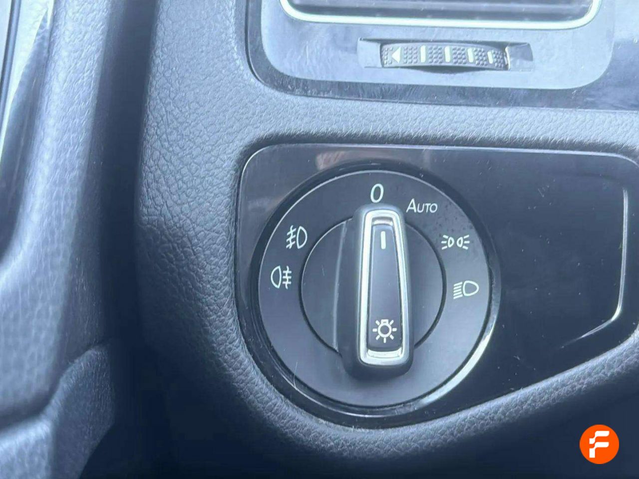 Foto Volkswagen Golf 22