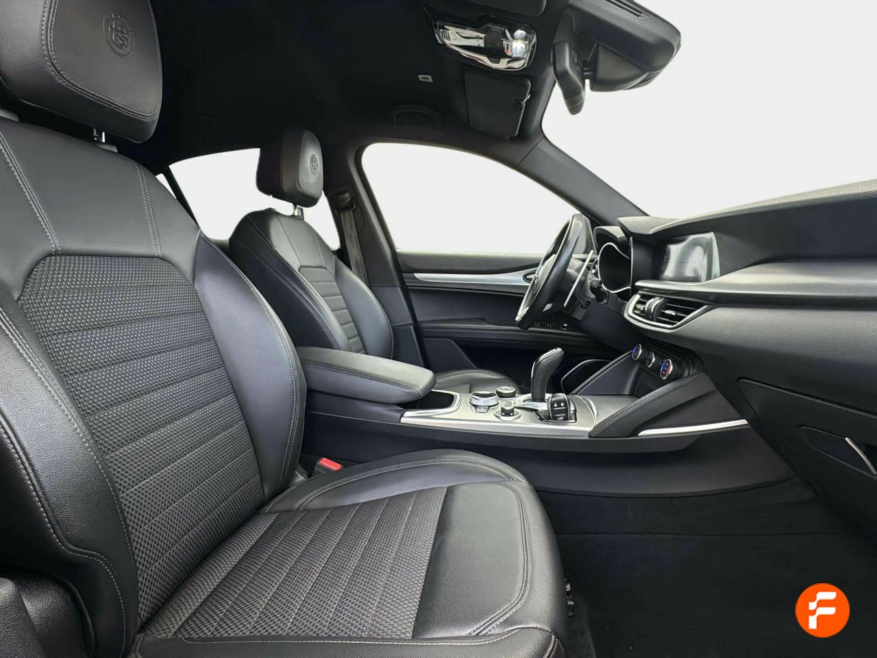 Foto Alfa Romeo Stelvio 25