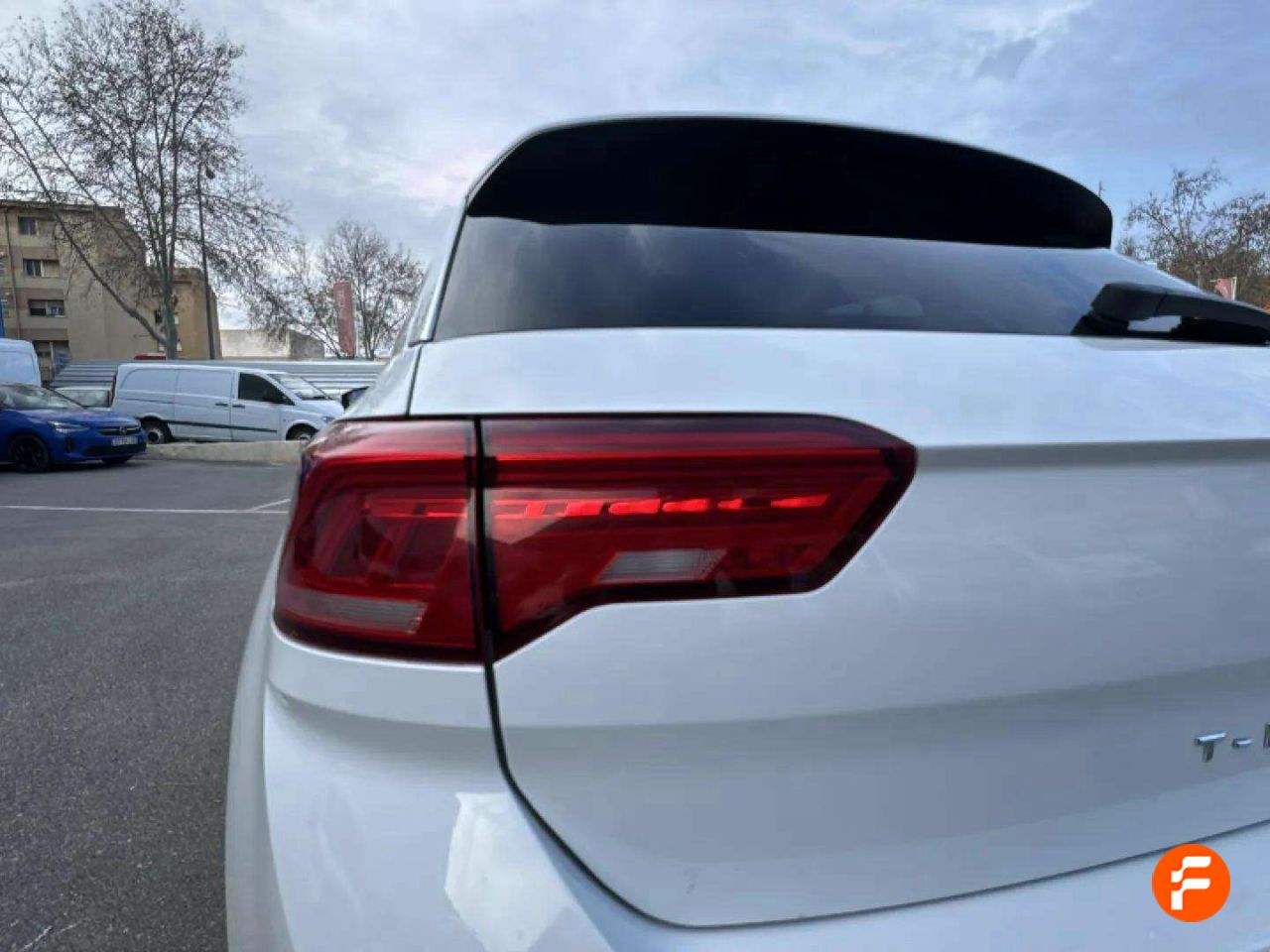 Foto Volkswagen T-Roc 13