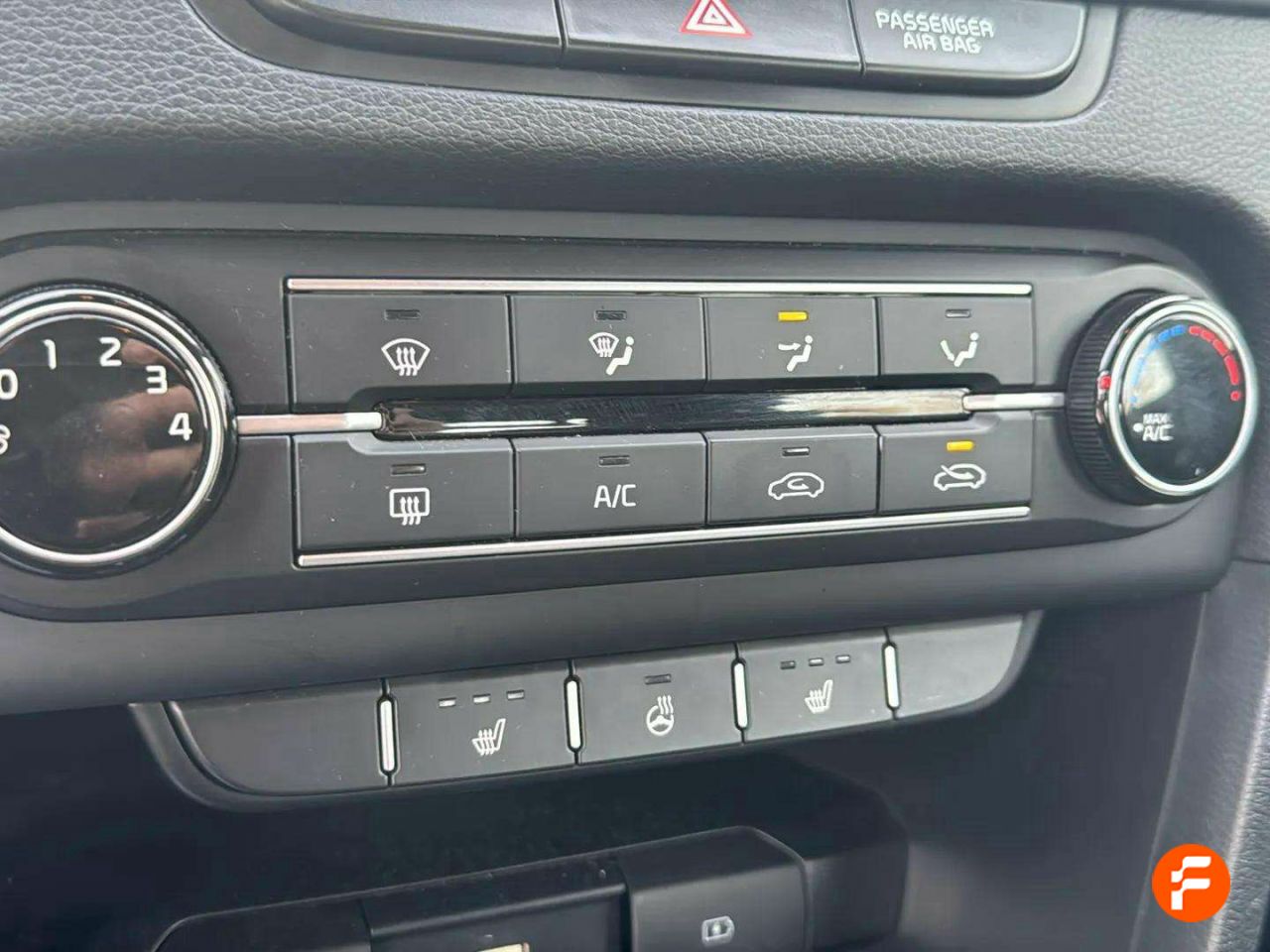 Foto Kia XCeed 22