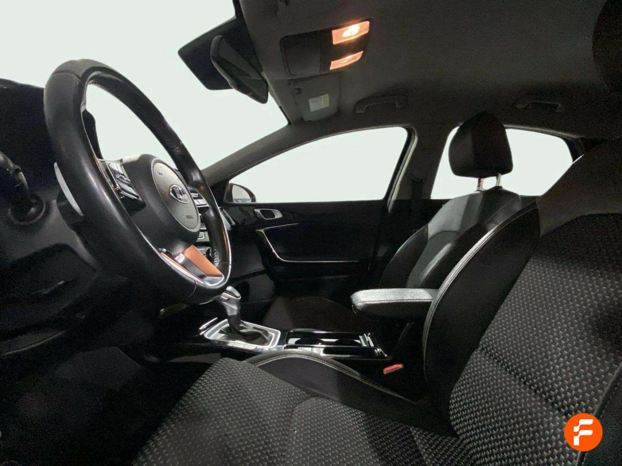 Foto Kia XCeed 14