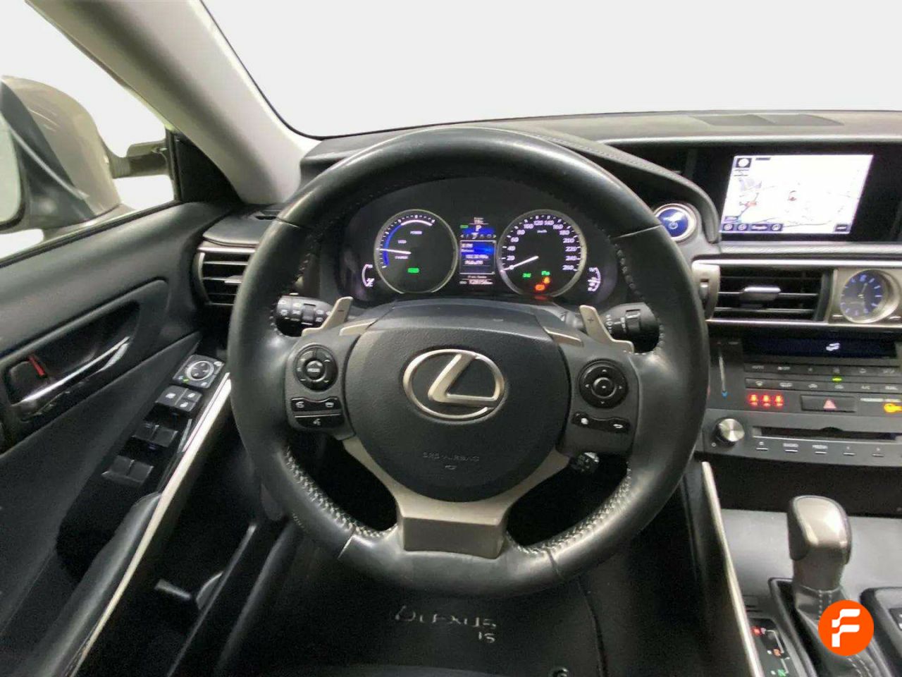 Foto Lexus IS 11