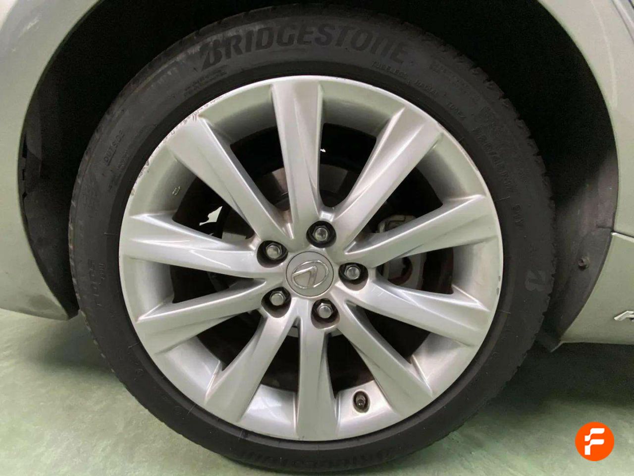 Foto Lexus IS 25