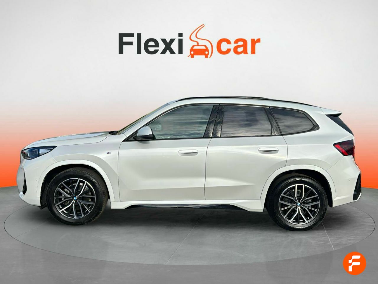 Foto BMW X1 9