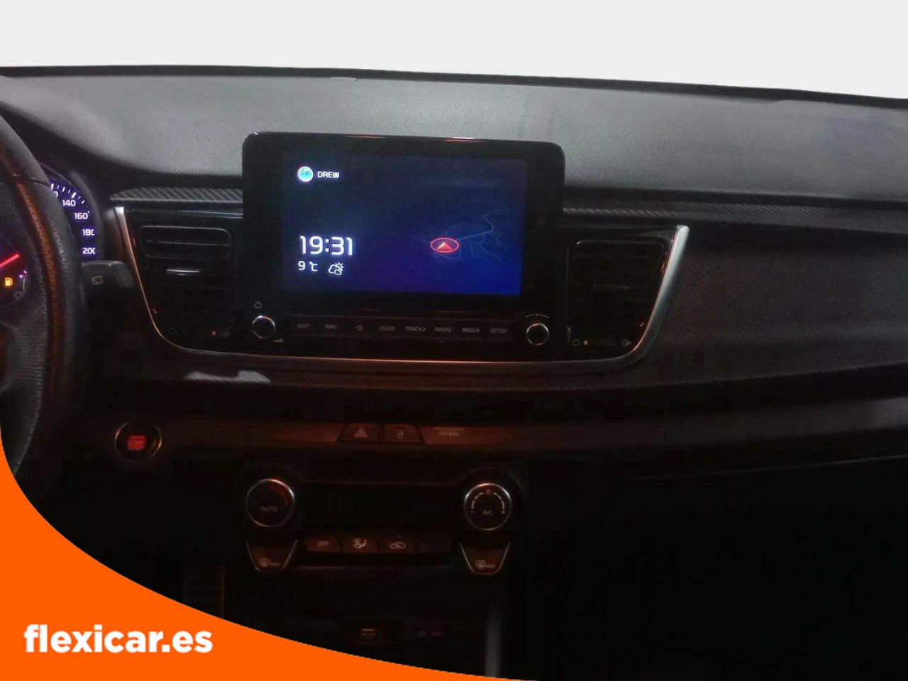 Foto Kia Rio 8