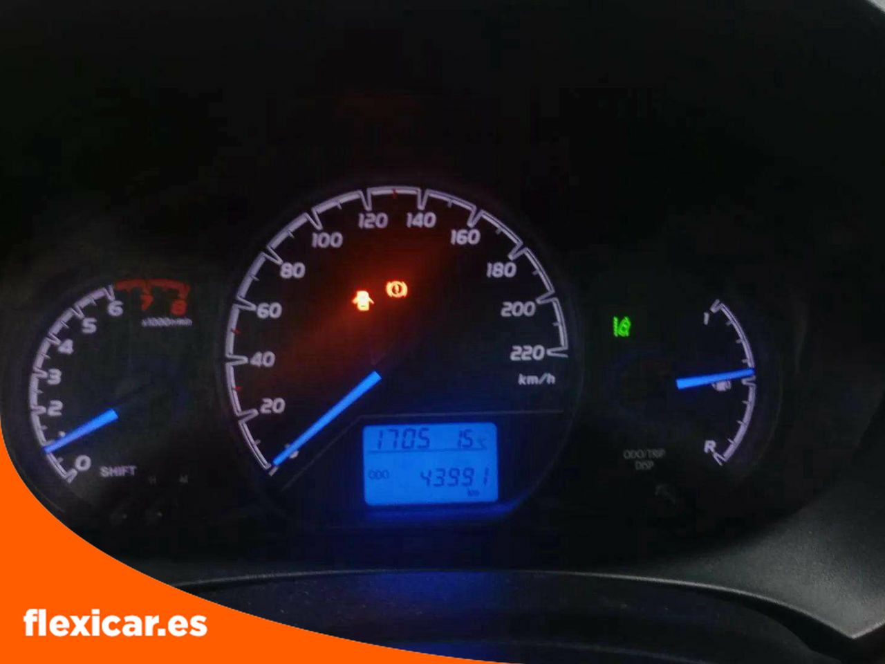 Foto Toyota Yaris 10