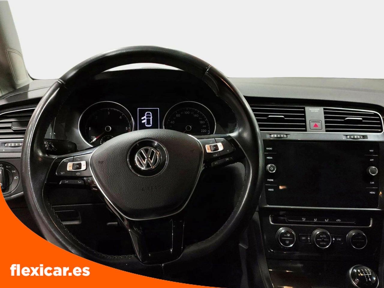 Foto Volkswagen Golf 9
