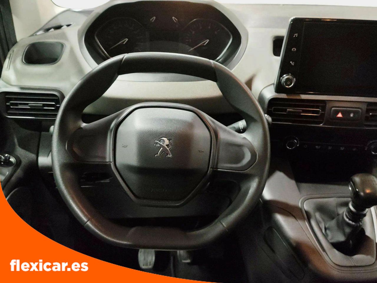 Foto Peugeot Rifter 9
