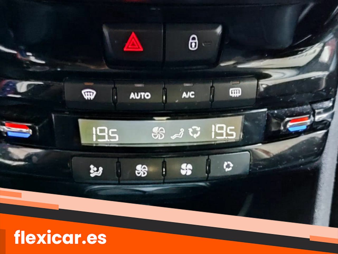 Foto Peugeot 2008 13