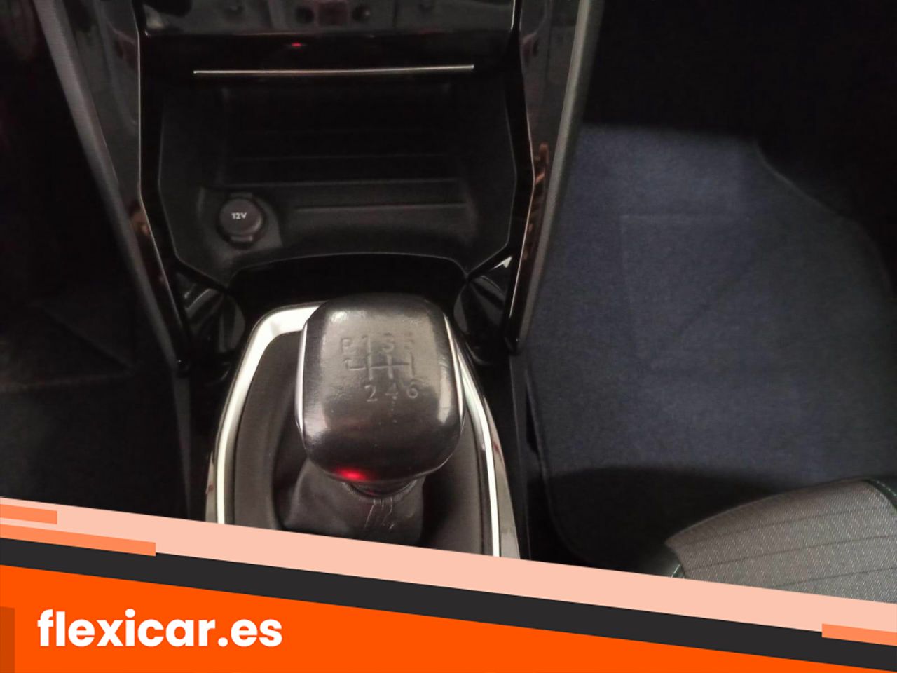 Foto Peugeot 208 12