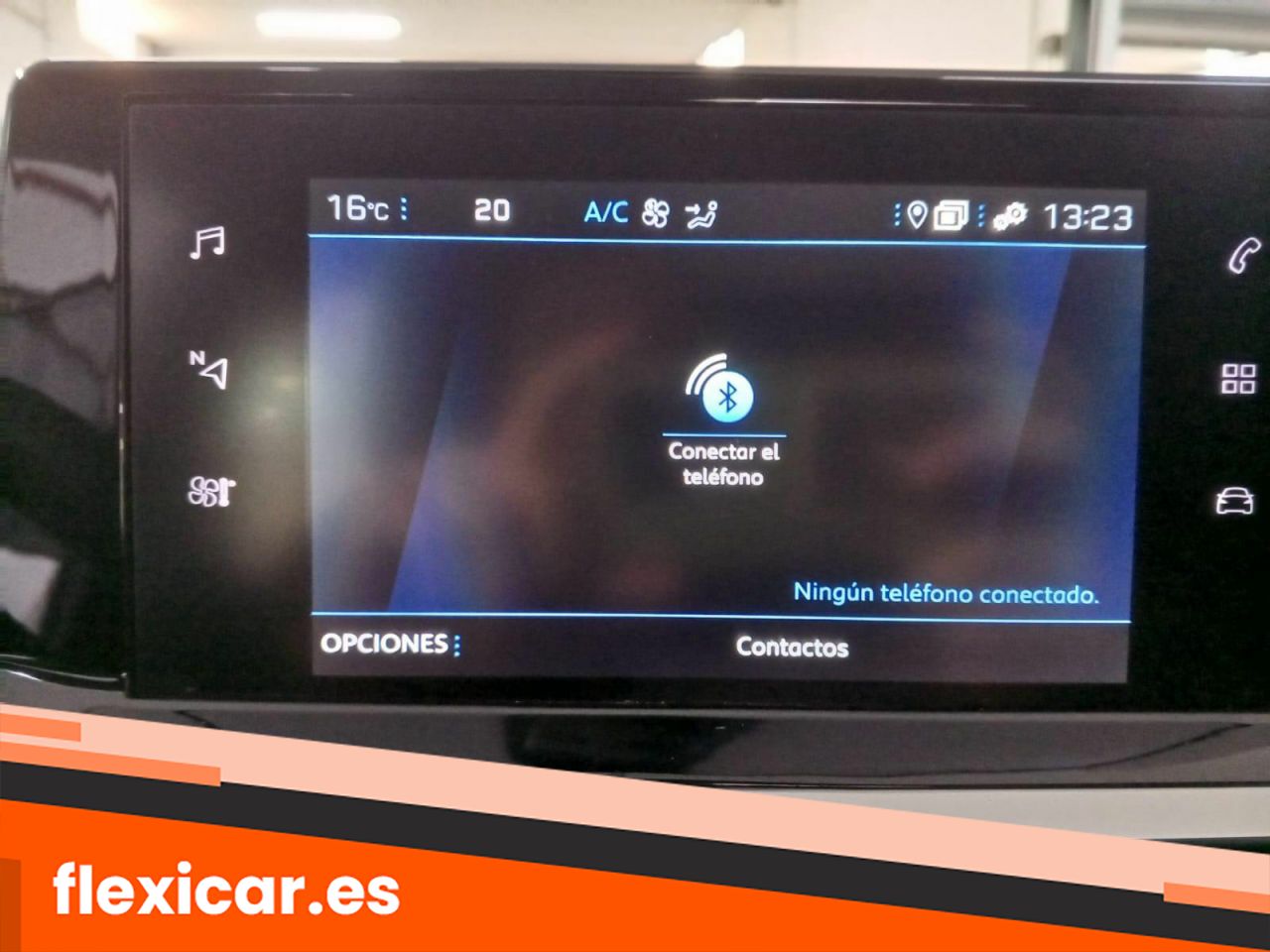 Foto Peugeot 208 16