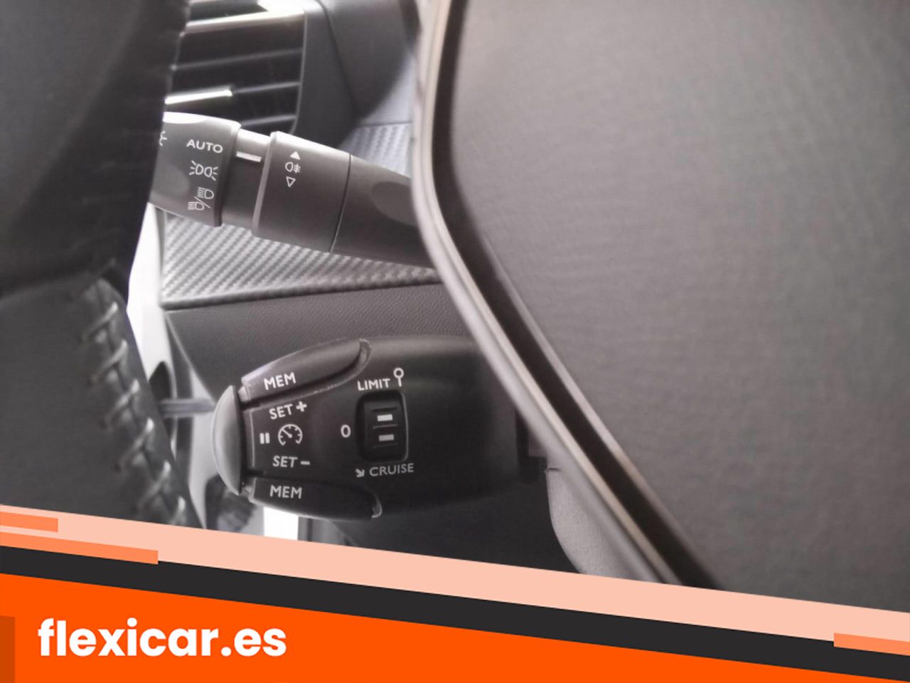 Foto Peugeot 208 21