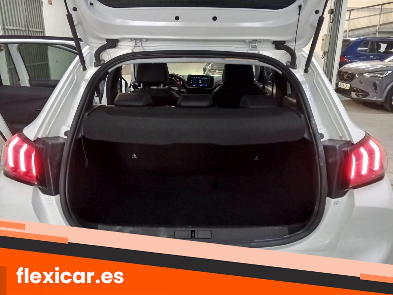 Foto Peugeot 208 22