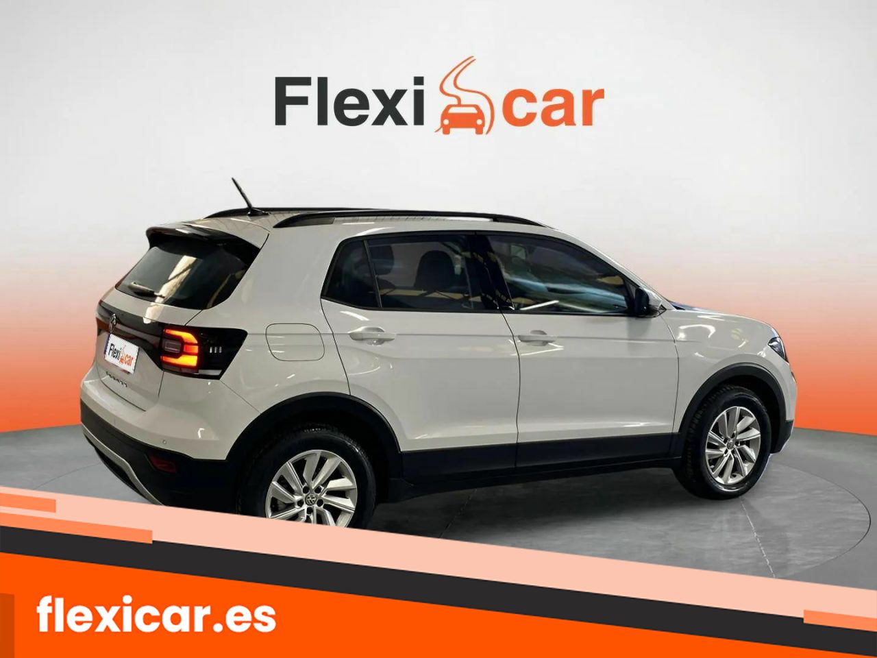 Foto Volkswagen T-Cross 5