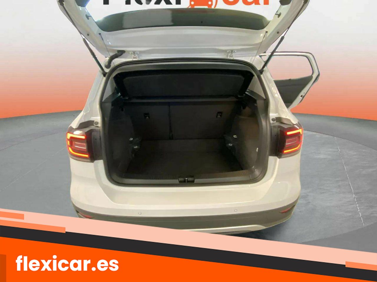 Foto Volkswagen T-Cross 9