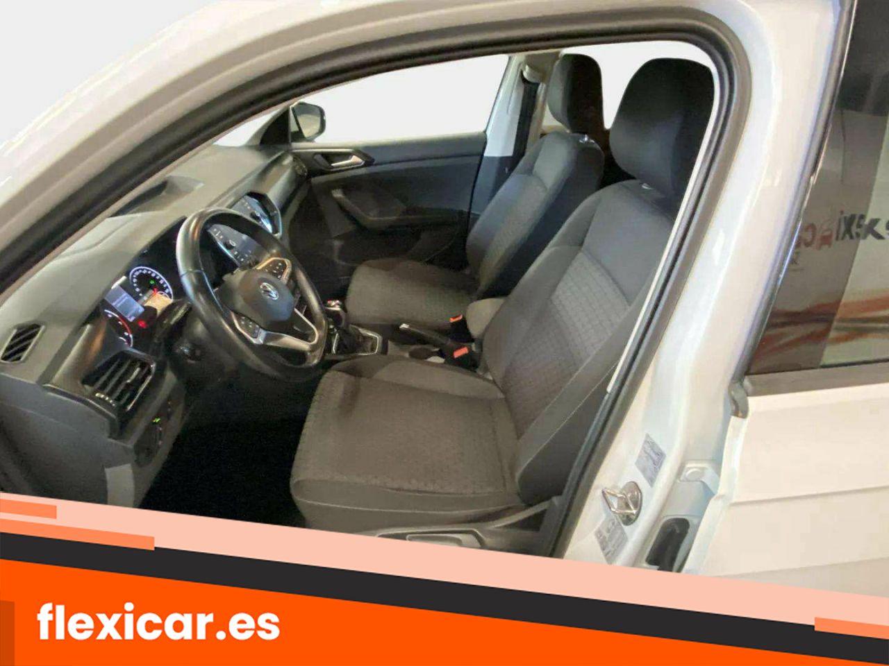 Foto Volkswagen T-Cross 14