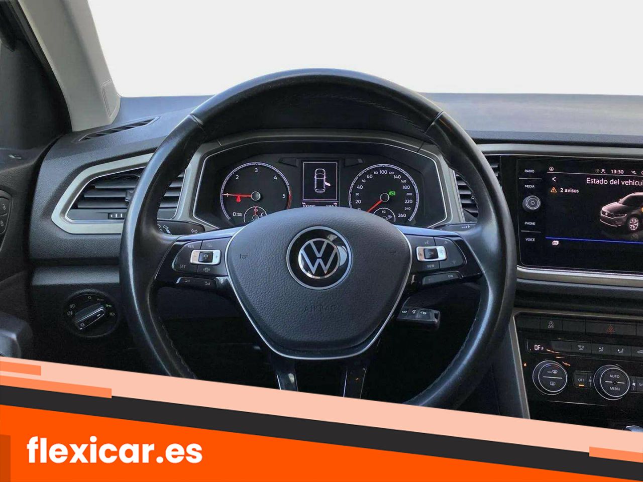 Foto Volkswagen T-Roc 12