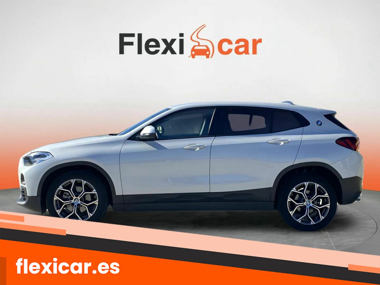 Foto BMW X2 4
