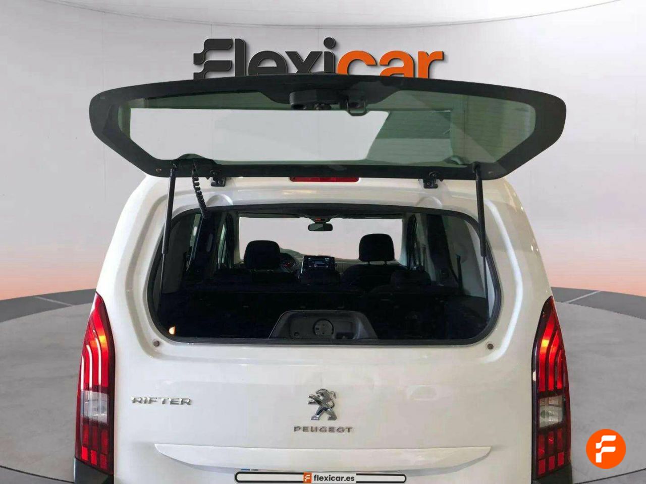 Foto Peugeot Rifter 16