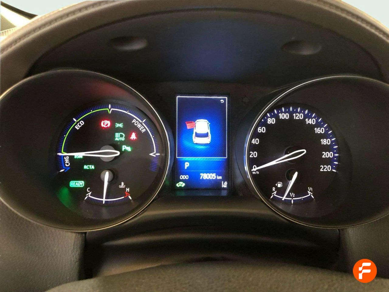 Foto Toyota C-HR 10
