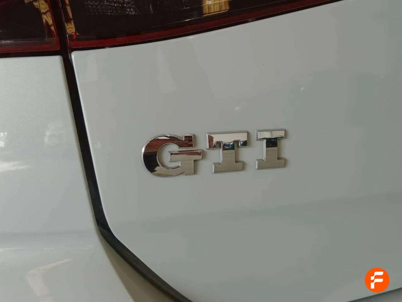 Foto Volkswagen Golf 19