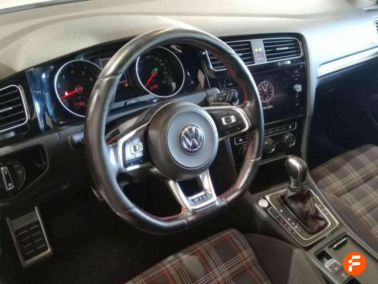 Foto Volkswagen Golf 22