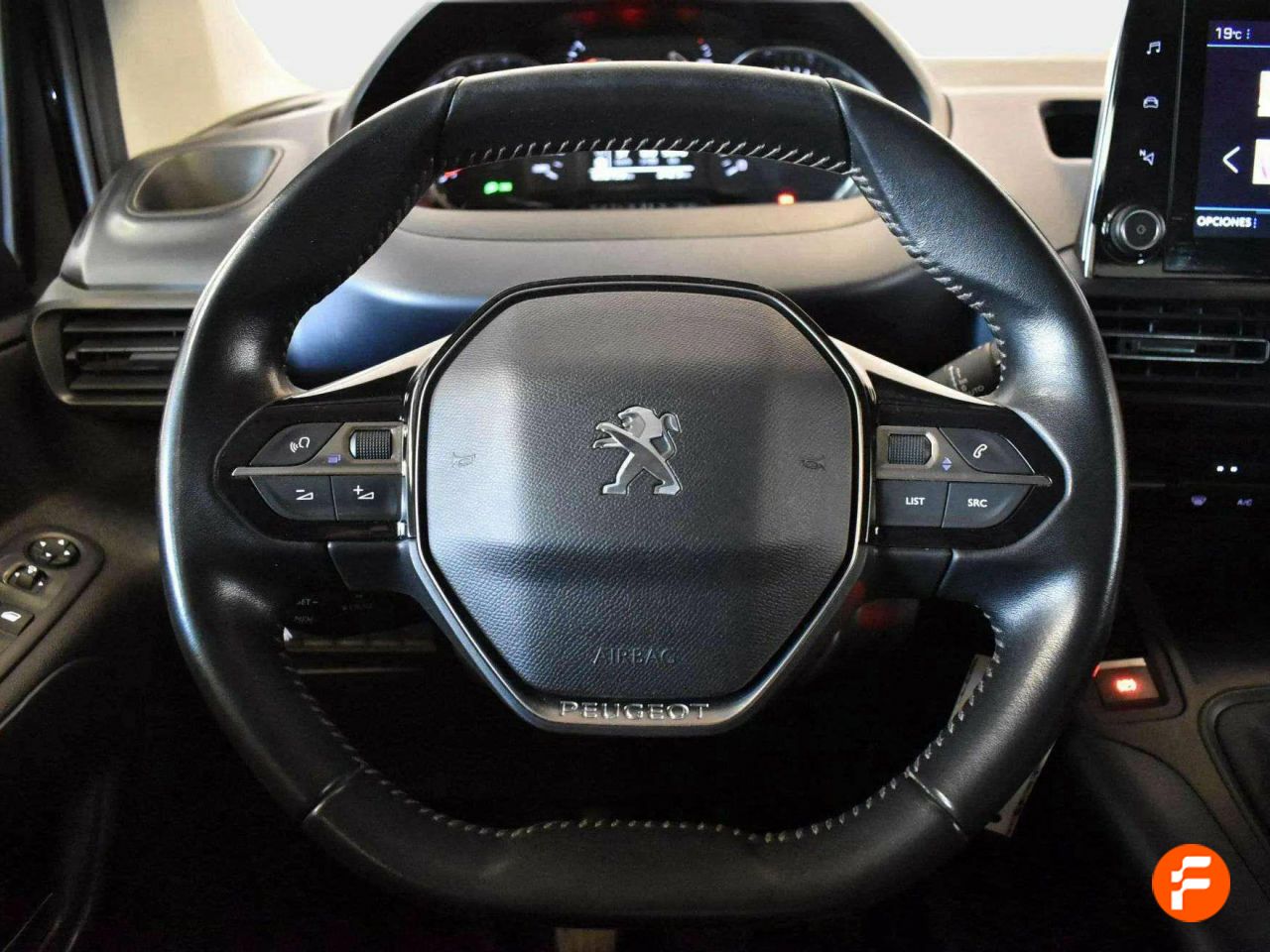 Foto Peugeot Rifter 7