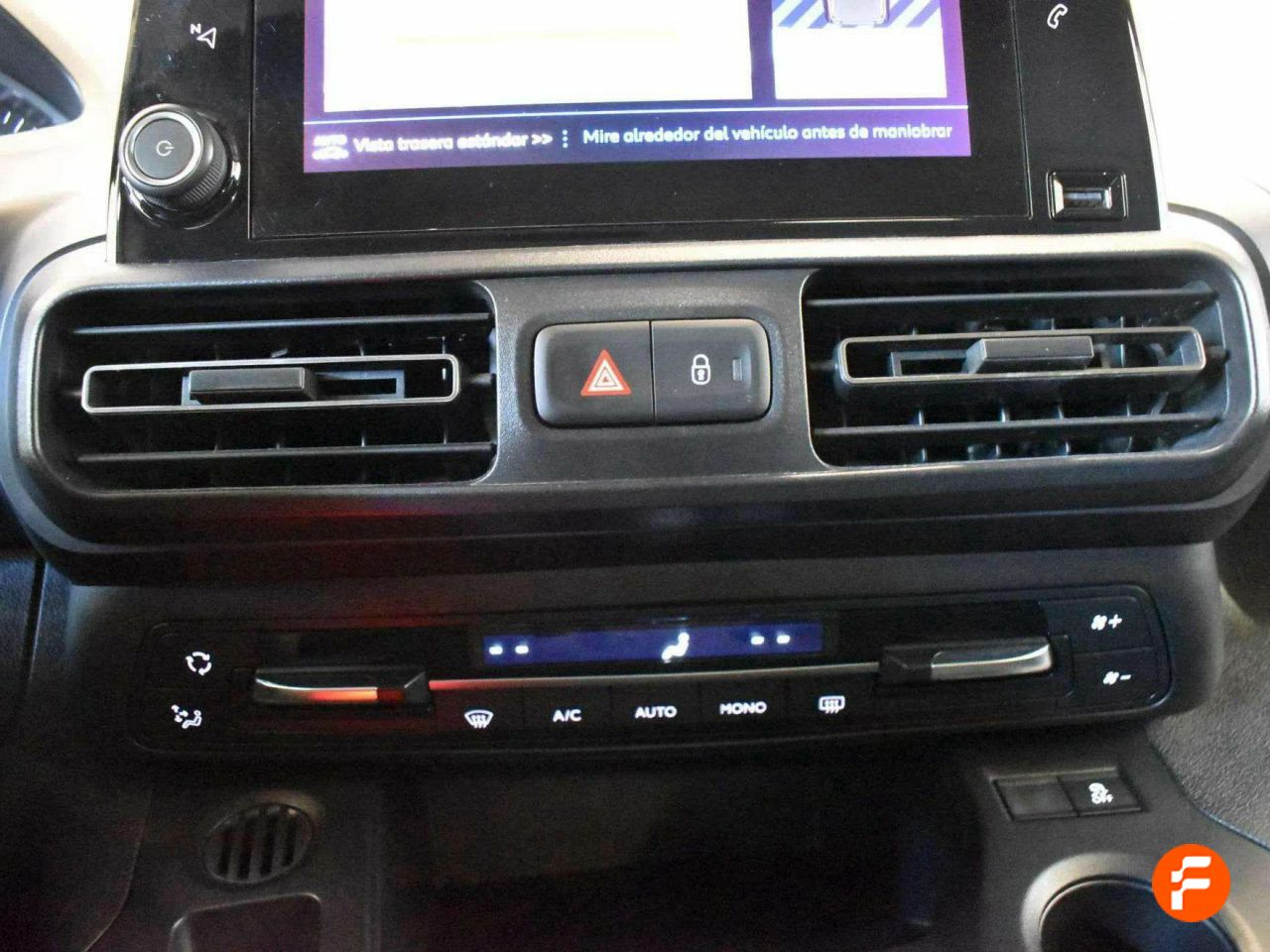 Foto Peugeot Rifter 22