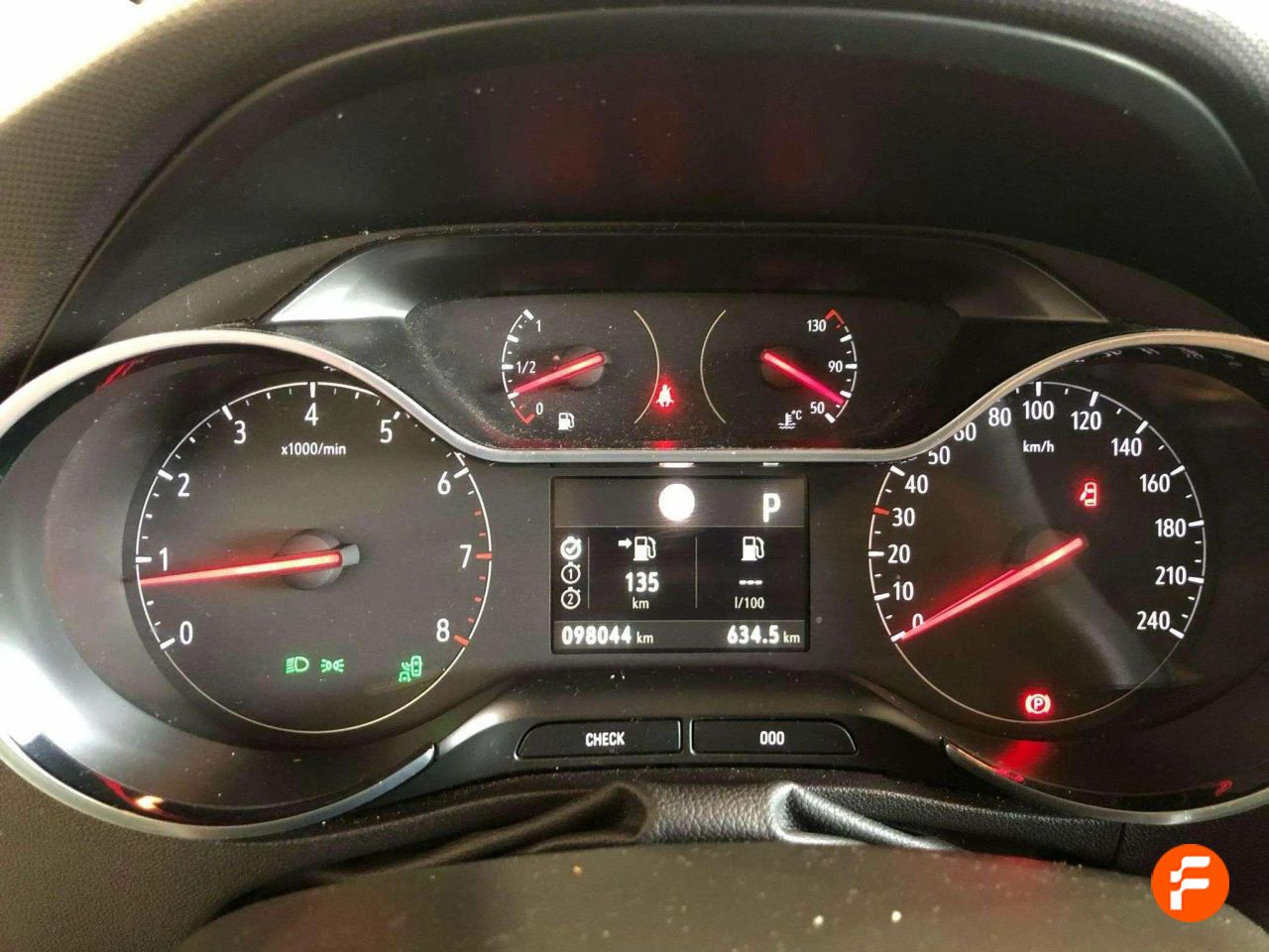 Foto Opel Crossland X 16