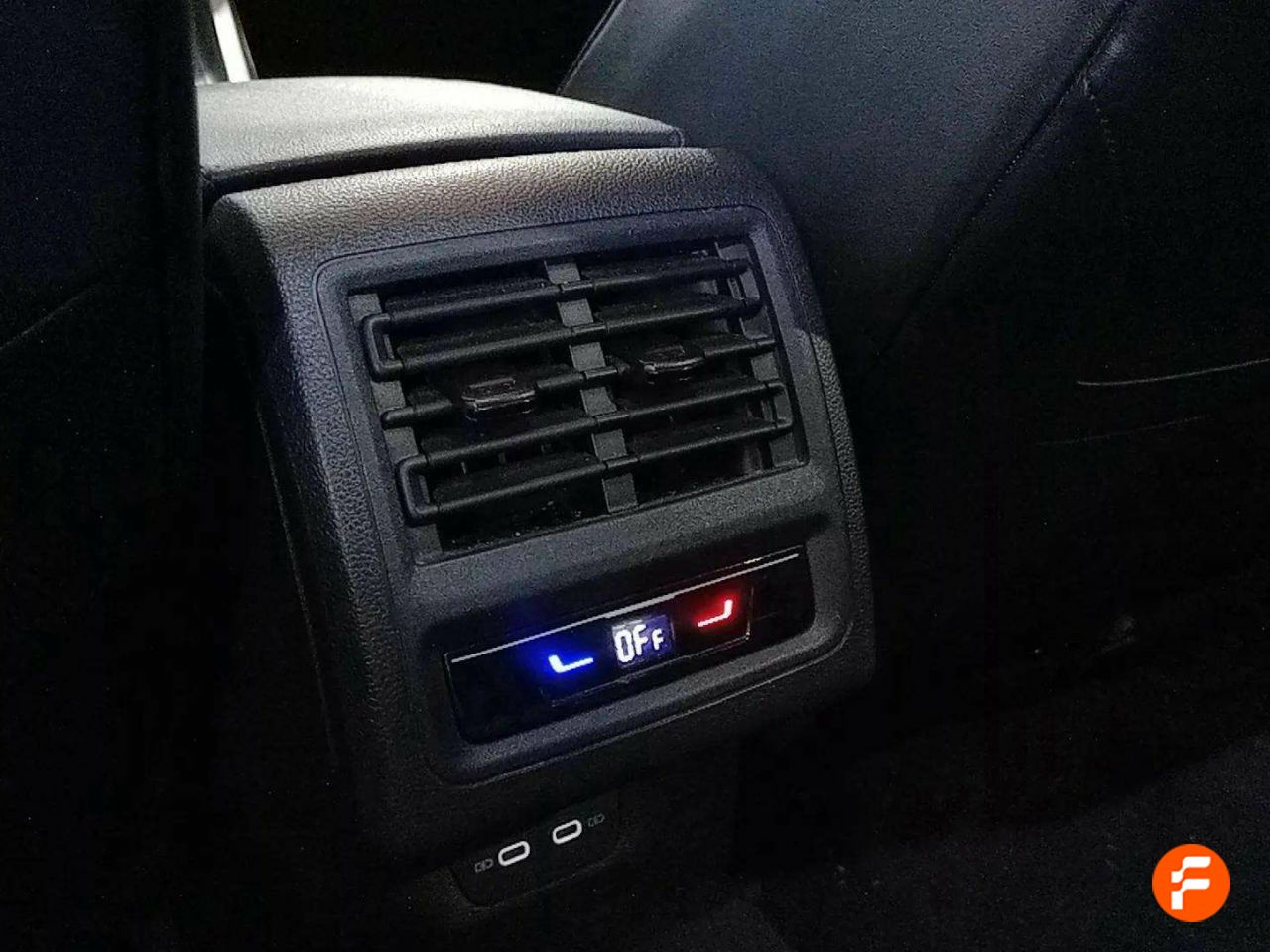 Foto Volkswagen Golf 10