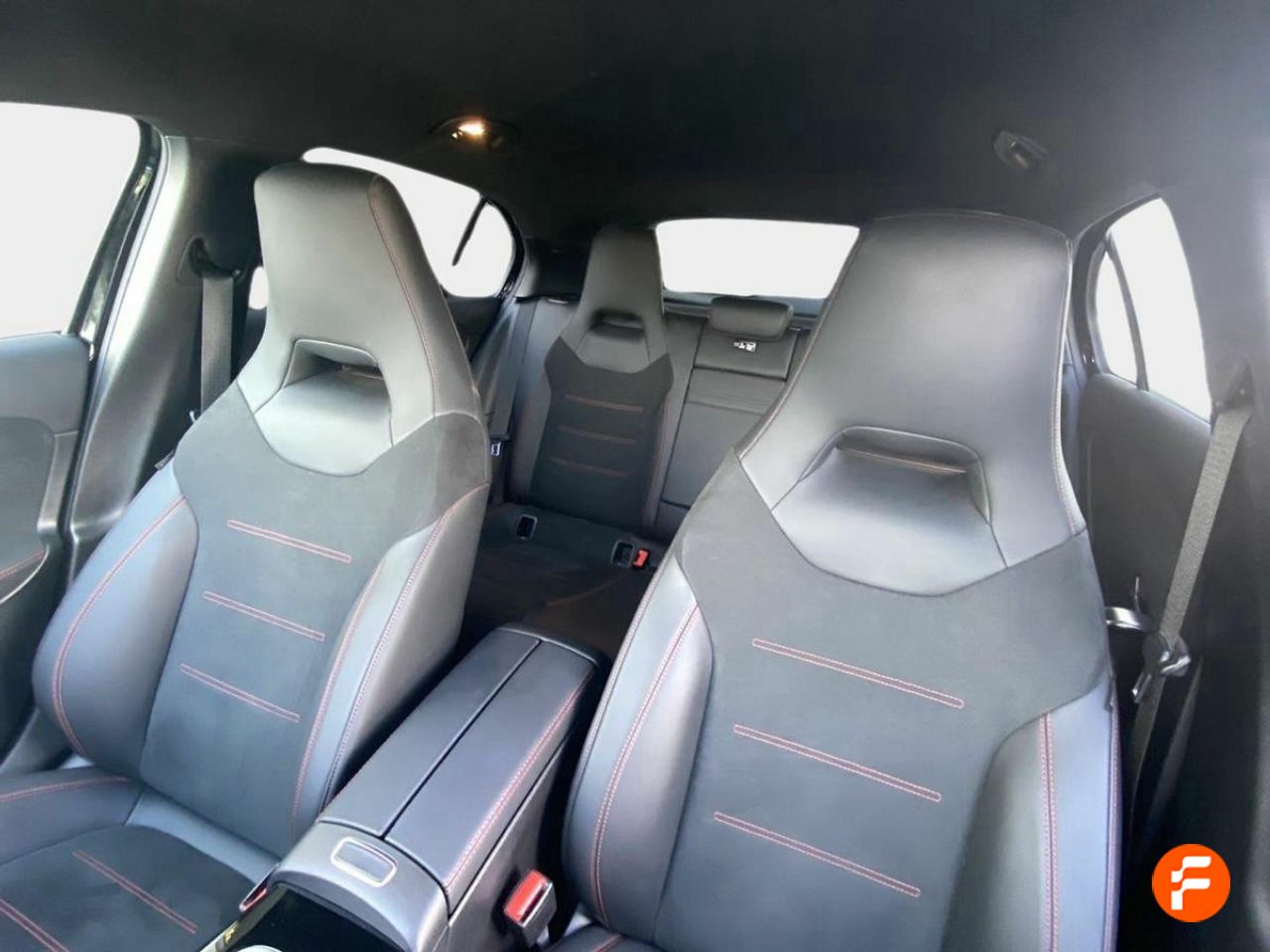 Foto Mercedes-Benz Clase A 18